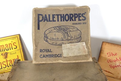 Lot 79 - A collection of advertising wares to include a...