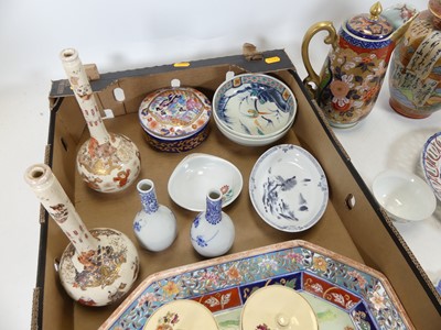 Lot 133 - A collection of Japanese ceramics, to include...