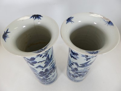 Lot 134 - A collection of Chinese ceramics, to include a...