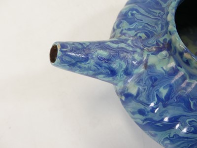 Lot 134 - A collection of Chinese ceramics, to include a...
