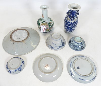 Lot 169 - A collection of Chinese ceramics, to include a...