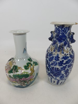 Lot 169 - A collection of Chinese ceramics, to include a...