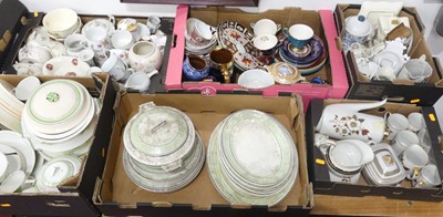 Lot 516 - A collection of ceramics to include a pair of...