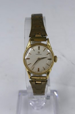 Lot 395 - *An Omega lady's 18ct gold cased manual wind...
