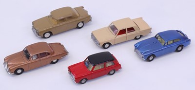 Lot 331 - Collection of 5 various repainted Triang Spot...