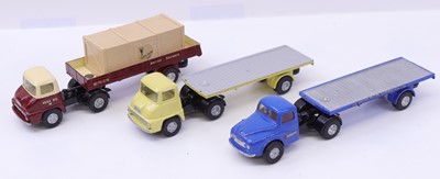 Lot 336 - Collection of Triang Spot On Models Commercial...