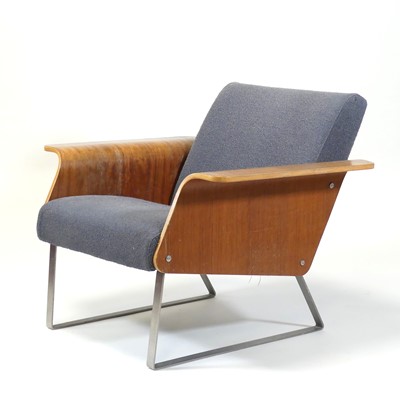 Lot 420 - Robin Day (British, 1915-2010) - an 'Avian AV1'...