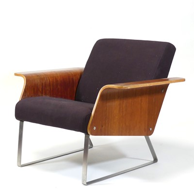 Lot 419 - Robin Day (British, 1915-2010) - an 'Avian AV1'...