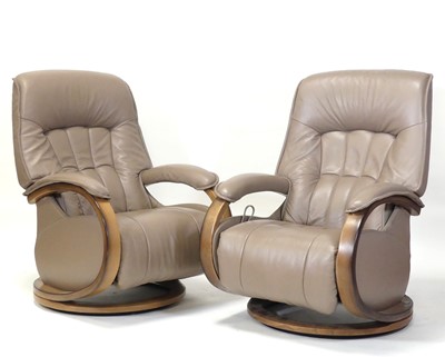 Lot 434 - A pair of contemporary Himolla pale brown...
