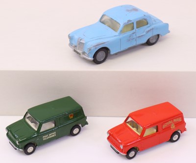 Lot 878 - Triang Spot On Models loose diecast group, to...