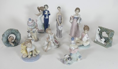 Lot 38 - A group of ten Lladro porcelain figures, to...