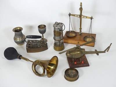 Lot 59 - A collection of metalware, to include a...