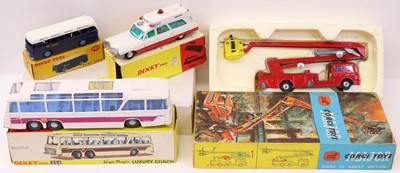 Lot 659 - Dinky Toys group of 3 diecasts to include;...