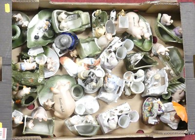 Lot 159 - A collection of ceramics, to include novelty...