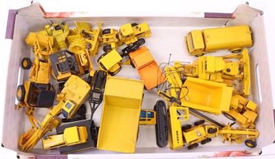 Lot 889 - Collection of loose construction and earth...