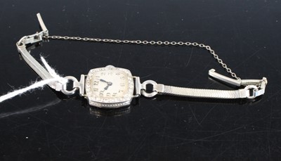 Lot 438 - A lady's Art Deco platinum and white sapphire...
