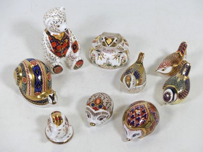 Lot 216 - A collection of nine Royal Crown Derby...