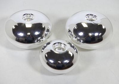 Lot 227 - A graduated set of three Dogale mirrored glass...
