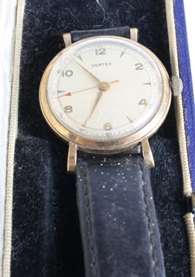 Lot 477 - A gent's Vertex 9ct gold cased manual wind...