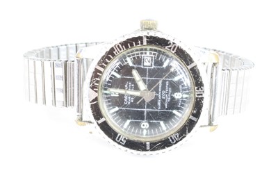 Lot 479 - A gent's Cardinal steel cased manual wind...
