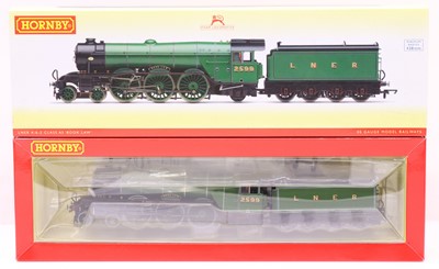 Lot 2 - Hornby 00 gauge R3132 LNER 4-6-2 Class A3 loco...