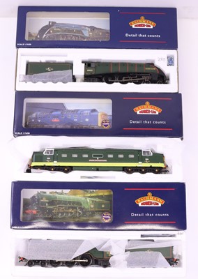 Lot 17 - Three Bachmann 00 gauge locomotivess to...