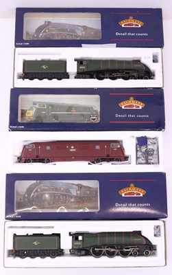 Lot 19 - Three Bachmann 00 gauge locomotives to include...