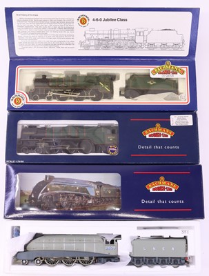Lot 29 - Three Bachmann 00 gauge locomotives to include...