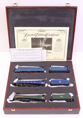 Lot 41 - Bachmann 00 gauge limited edition set...