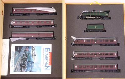 Lot 43 - Bachmann 00 gauge limited edition set...