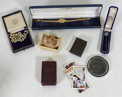 Lot 372 - A collection of miscellaneous items to include...