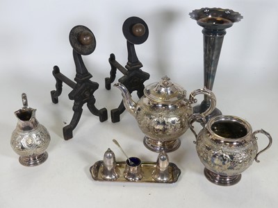 Lot 259 - A collection of metalware, to include a...