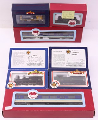 Lot 140 - Five 00 gauge locos to include a Dapol two-car...