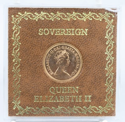 Lot 281 - United Kingdom, 1978 gold full sovereign, obv:...