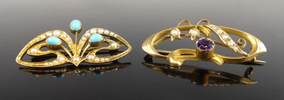 Lot 2161 - Two yellow metal brooches, one designed as a...