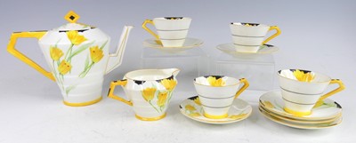 Lot 4 - A 1930s Paragon 'Tulip' pattern bone china...