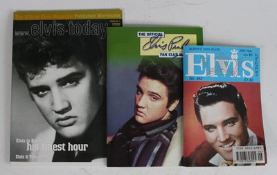 Lot 1336 - A large collection of Elvis Presley magazines...
