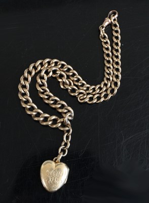 Lot 2224 - A 9ct gold graduated curblink watch...