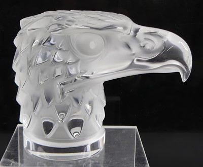 Lot 94 - A Lalique 'Tete d'Aigle' (Eagle Head) heavy...