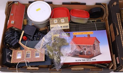 Lot 175 - Two trays of 00 gauge accessories and track to...