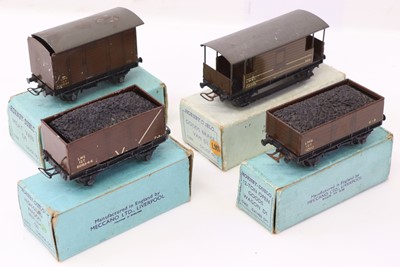 Lot 405 - Four Hornby Dublo pre war waogns to include an...