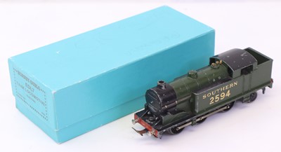 Lot 528 - Hornby Dublo pre war Southern 0-6-2 EDG7...