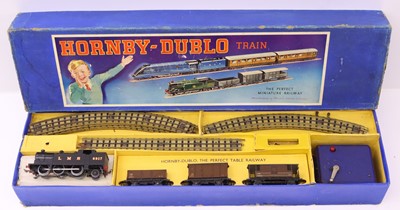 Lot 279 - Hornby Dublo pre war EDG7 LMS goods set,...