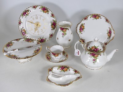 Lot 78 - A collection of Royal Albert 'Old Country...