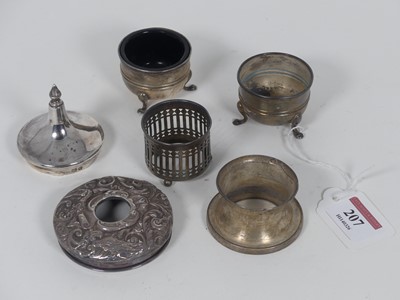 Lot 207 - A pair of George V silver open salts, each of...