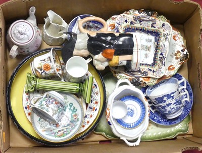 Lot 114 - A collection of ceramics, to include a Mason's...