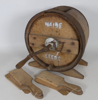 Lot 121 - An early 20th century coopered oak butter...