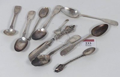 Lot 233 - An Edwardian butter knife having a shaped and...