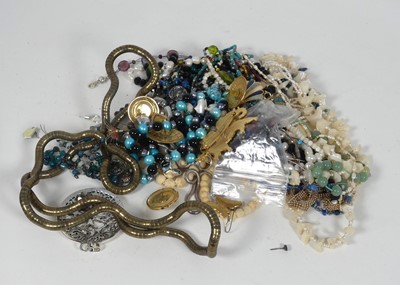 Lot 321 - A collection of assorted mainly modern costume...
