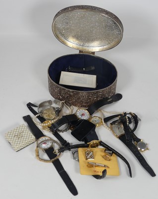 Lot 324 - A ladies Sekonda wrist watch having a signed...
